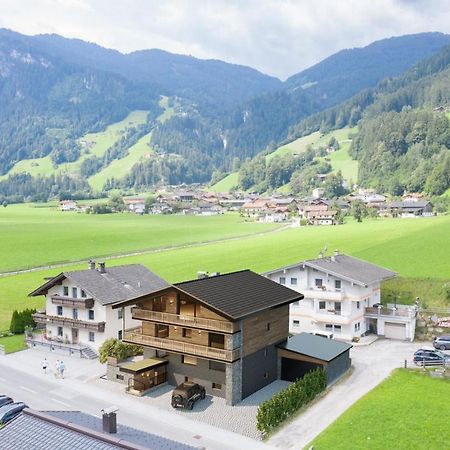 Cozy Loft In The Alps Of Zillertal Apartman Schwendau Kültér fotó